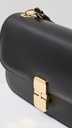 A.P.C. Sac Grace Baguette Chaine -Jacquemus Shop apcaa326041cb4f 1679698426685 2 0. UX357 QL90