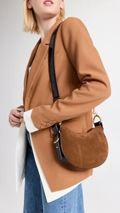 Apede Mod Yuan Bao Bag -Jacquemus Shop apede300521f96e 1679327205172 2 0. UX357 QL90