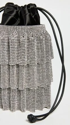 Alexander Wang Drawstring Pouch -Jacquemus Shop awang438331c7db 1671557782132 2 0. UX357 QL90