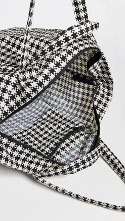 BAGGU Travel Cloud Bag -Jacquemus Shop baggu305471f2c9 1676579834321 2 0. UX357 QL90