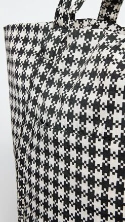 BAGGU Travel Cloud Bag -Jacquemus Shop baggu305471f2c9 1676579835653 2 0. UX357 QL90