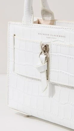 Brandon Blackwood Kuei Bag -Jacquemus Shop bwood30082102ca 1682437877819 2 0. UX357 QL90