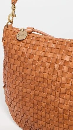 Clare V. Petit Moyen Messenger Bag -Jacquemus Shop clare209401af8f 1656431334288 2 0. UX357 QL90