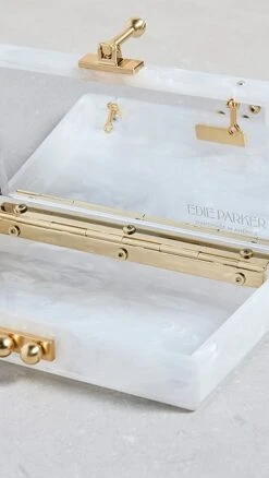 Edie Parker Slim Jean Solid Clutch -Jacquemus Shop epark3026290609 1652115677274 2 0. UX357 QL90