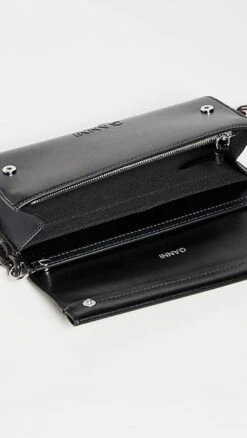 GANNI Banner Envelope Chain Wallet -Jacquemus Shop ganni318711cd2d 1683825184835 2 0. UX357 QL90