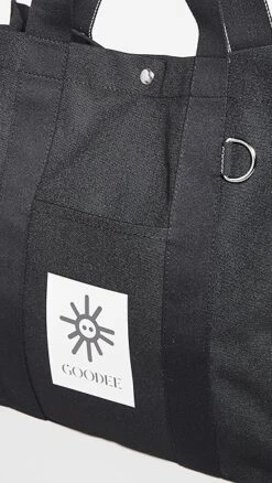 Goodee Bassi Medi Market Tote -Jacquemus Shop goode300101071b q4 2 0. UX357 QL90