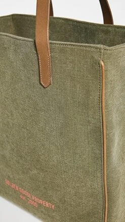 Golden Goose California Golden Goose Property Bag -Jacquemus Shop goose2108018eef q4 2 0. UX357 QL90