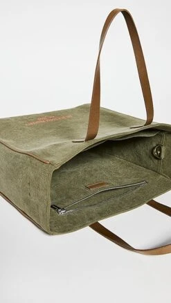 Golden Goose California Golden Goose Property Bag -Jacquemus Shop goose2108018eef q5 2 0. UX357 QL90