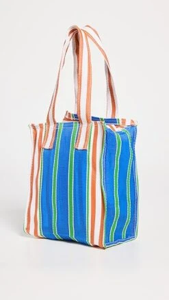 Gunes Grip Tote -Jacquemus Shop gunes3000412454 1679946691831 2 0. UX357 QL90