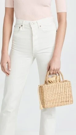 Hat Attack Gia Mini Bag -Jacquemus Shop hatta3044214a9b 1637769553698 2 0. UX357 QL90