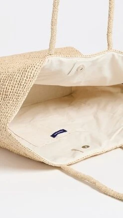 Hat Attack Jane Tote -Jacquemus Shop hatta3044514a9b 1637695971370 2 0. UX357 QL90