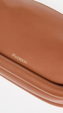 JW Anderson The Bumper Baguette -Jacquemus Shop jande3045112753 1664303869548 2 0. UX357 QL90