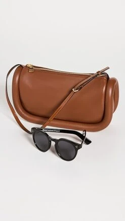 JW Anderson The Bumper Baguette -Jacquemus Shop jande3045112753 1664303872656 2 0. UX357 QL90