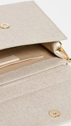 Jacquemus Le Grand Chiquito Satchel -Jacquemus Shop jcque3085858730 1656687062019 2 0. UX357 QL90