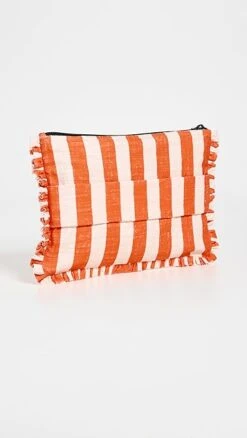 La Double J Hand Pochette -Jacquemus Shop ladou3063810bee 1683143713143 2 0. UX357 QL90