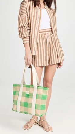 Loeffler Randall Bennett Medium Tote Bag -Jacquemus Shop loeff421061f685 1677883361175 2 0. UX357 QL90