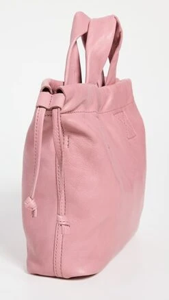 Madewell Soft Cinch Crossbody Bag -Jacquemus Shop madew4596214565 1669932147903 2 0. UX357 QL90