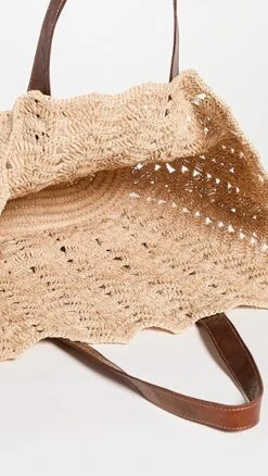 Mar Y Sol Paros Tote Bag -Jacquemus Shop madim3017614a9b 1647632854205 2 0. UX357 QL90