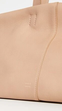 Mansur Gavriel Tulipano Tote -Jacquemus Shop mandb3022869638 1623103139516 2 0. UX357 QL90