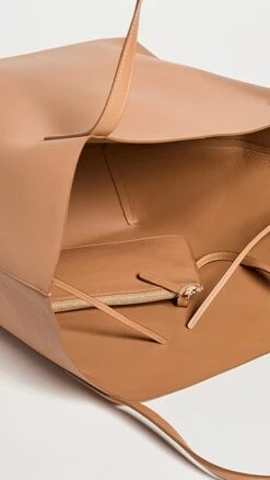 Mansur Gavriel Everyday Soft Tote -Jacquemus Shop mandb3030712091 1649163852765 2 0. UX357 QL90