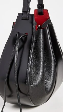 Mansur Gavriel Lilium Bag -Jacquemus Shop mandb3032360403 1662579448119 2 0. UX357 QL90