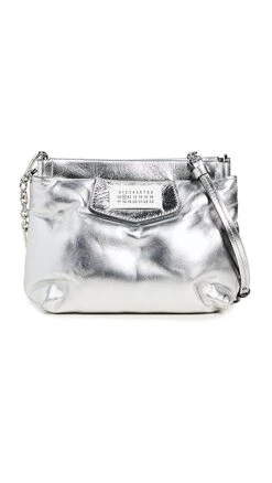 Maison Margiela Glam Slam Red Carpet Mini -Jacquemus Shop margi4104212208 1681167619326 2 0. UX357 QL90