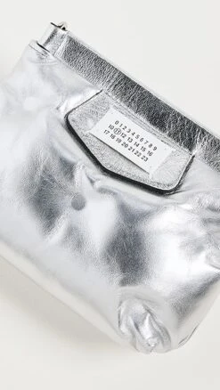 Maison Margiela Glam Slam Red Carpet Mini -Jacquemus Shop margi4104212208 1681167619539 2 0. UX357 QL90