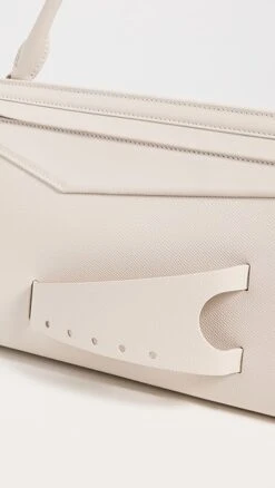 Maison Margiela Snatched Clutch Bag -Jacquemus Shop margi41063112a5 1681249431280 2 0. UX357 QL90