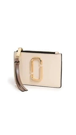 Marc Jacobs Top Zip Multi Wallet 11 Marc Jacobs Top Zip Multi Wallet -Jacquemus Shop mjadb3385618e0e 1681577733941 2 0. UX357 QL90