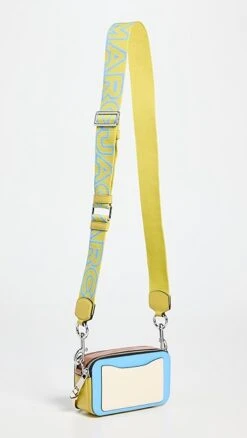 Marc Jacobs The Snapshot Bag -Jacquemus Shop mjadb338731f1b7 1680293897898 2 0. UX357 QL90