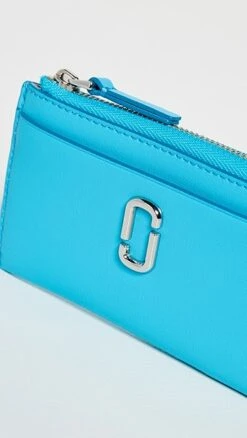 Marc Jacobs The Top Zip Multi Wallet -Jacquemus Shop mjadb3389811389 1683564108761 2 0. UX357 QL90