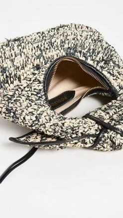 Poolside Bags The Josie Knot Bag -Jacquemus Shop pbags3010990035 1669241158529 2 0. UX357 QL90