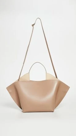 Ree Projects Ann Tote Medium -Jacquemus Shop reeee300171a529 1631133356814 2 0. UX357 QL90