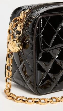 Shopbop Archive Chanel Globe Flap Camera Case, Patent -Jacquemus Shop sbadb316641071b 1666904098468 2 0. UX357 QL90