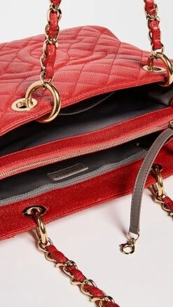 Shopbop Archive Chanel Grand Shopping Tote, Caviar -Jacquemus Shop sbadb31690102d9 1670870996563 2 0. UX357 QL90