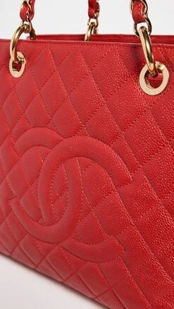 Shopbop Archive Chanel Grand Shopping Tote, Caviar -Jacquemus Shop sbadb31690102d9 1670870996686 2 0. UX357 QL90