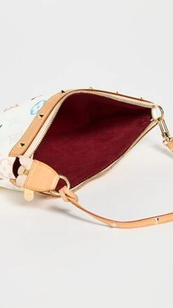 Shopbop Archive Louis Vuitton Pochette -Jacquemus Shop sbadb31814102ca 1672782263073 2 0. UX357 QL90