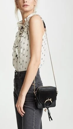 See By Chloé See By Chloe Joan Camera Bag -Jacquemus Shop seecl419621071c q2 2 0. UX357 QL90