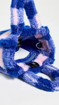 STAND STUDIO Lizzie Faux Fur Bag 12 STAND STUDIO Lizzie Faux Fur Bag -Jacquemus Shop stand301321de3d 1670532846041 2 0. UX357 QL90