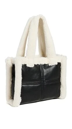 STAND STUDIO Liz Mini Quilt Bag 13 STAND STUDIO Liz Mini Quilt Bag -Jacquemus Shop stand301391c683 1671139276975 2 0. UX357 QL90