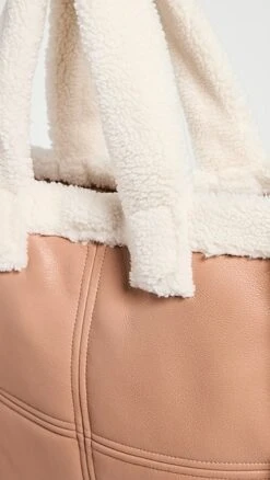 STAND STUDIO Lolita Quilted Bag -Jacquemus Shop stand3014016777 1670612247483 2 0. UX357 QL90