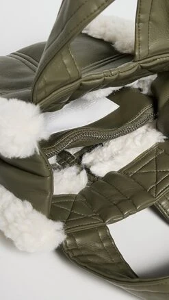 STAND STUDIO Lisetnis Faux Fur Shearling Bag 12 STAND STUDIO Lisetnis Faux Fur Shearling Bag -Jacquemus Shop stand301411de7f 1670436523624 2 0. UX357 QL90