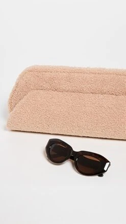 THEMOIRè Themoire Dioni Re-Fur Bag -Jacquemus Shop themo30040196df 1665009106248 2 0. UX357 QL90