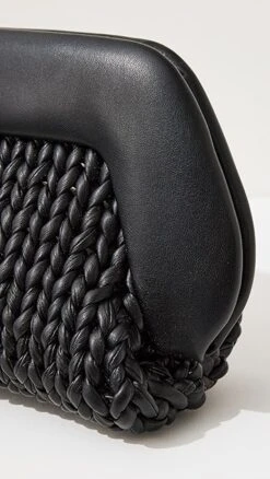 THEMOIRè Themoire Tia Knitted 11 THEMOIRè Themoire Tia Knitted -Jacquemus Shop themo300481cd2d 1678917699788 2 0. UX357 QL90