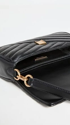 Tory Burch Kira Chevron Small Flap Shoulder Bag 12 Tory Burch Kira Chevron Small Flap Shoulder Bag -Jacquemus Shop toryb497431071b 1648502304569 2 0. UX357 QL90