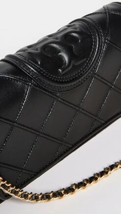 Tory Burch Fleming Soft Chain Wallet -Jacquemus Shop toryb497741cd2d 1671467960509 2 0. UX357 QL90