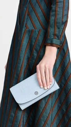 Tory Burch Robinson Embossed Chain Wallet -Jacquemus Shop toryb4979861904 1673302623359 2 0. UX357 QL90