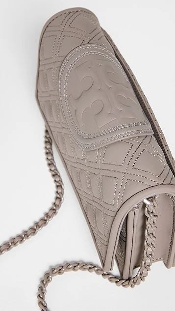 Tory Burch Fleming Matte Chain Wallet 6 Tory Burch Fleming Matte Chain Wallet - Image 4