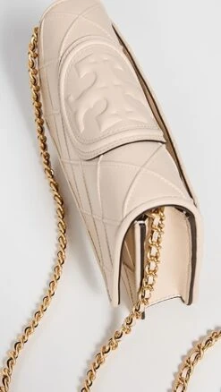 Tory Burch Fleming Soft Chain Wallet -Jacquemus Shop toryb4995713196 1674757325380 2 0. UX357 QL90