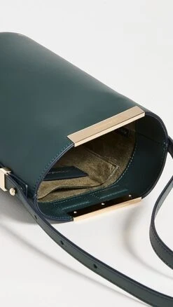 Victoria Beckham Mini Bucket Bag -Jacquemus Shop vbedb3024412007 1663947950301 2 0. UX357 QL90